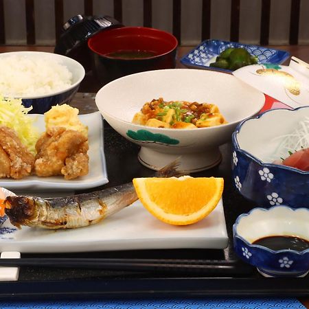Kenrokuen Hotel Нобеока Екстериор снимка