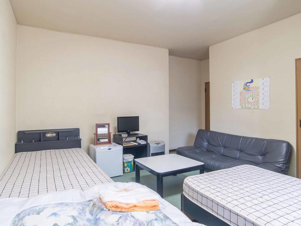 Kenrokuen Hotel Нобеока Екстериор снимка